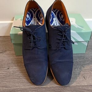Elegant Navy Lace-Up Oxfords